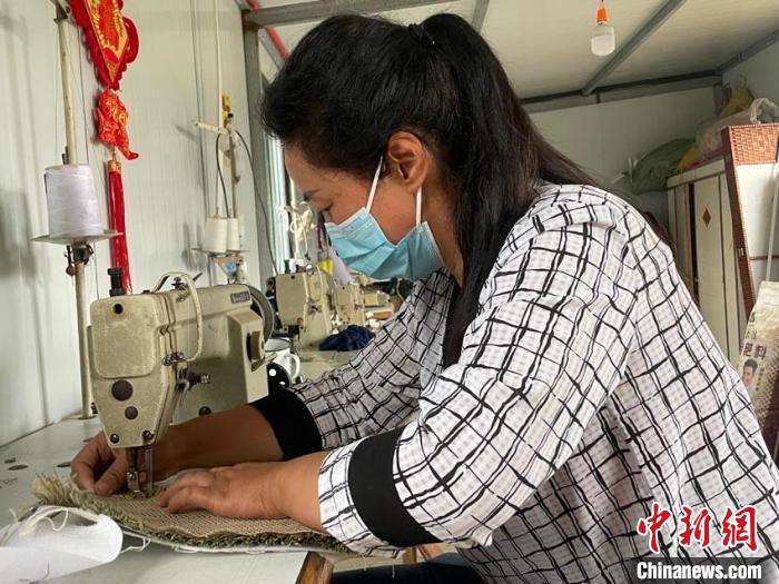 (人民幸福生活)吉林鄉村“巧姐團”編出富裕生活