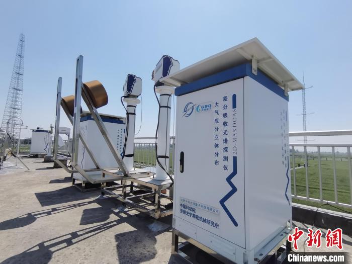 壽縣國家氣候觀象臺內各種觀測設備?！侨?攝