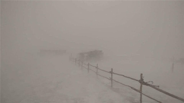2023年11月4日,蒙古國部分省份發生暴風雪天氣。蒙古國緊急情況總局官網圖片