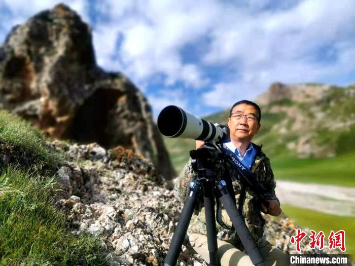青海野生動(dòng)物攝影師李善元：進(jìn)了大自然，一切煩惱都沒(méi)有了