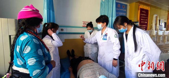青海青南支醫(yī)“缺氧不缺斗志”:換個地方做更有意義的事
