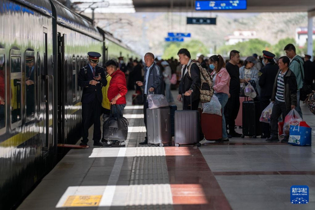 青藏鐵路拉薩站：20年累計到發旅客6300萬余人次