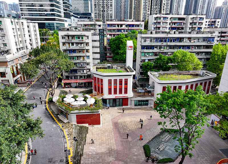 這是2024年4月23日拍攝的重慶市九龍坡區謝家灣街道民主村社區