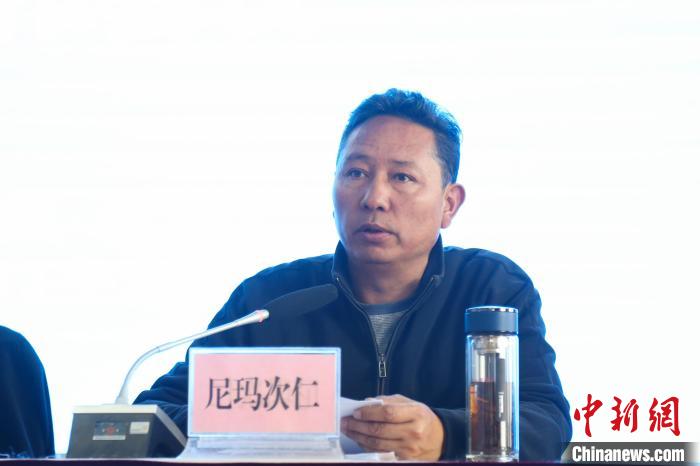 西藏自治區體育局黨組副書記、局長尼瑪次仁講話?！∝暣_ 攝